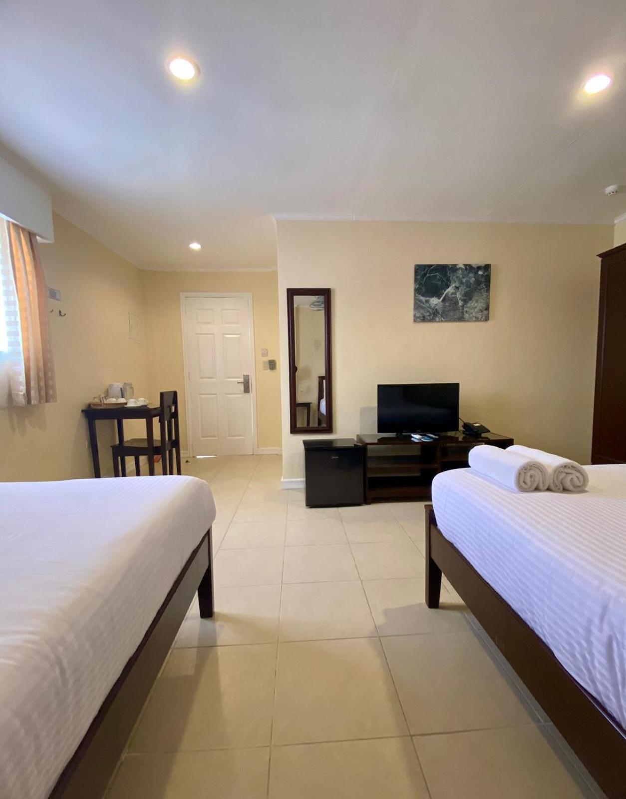Resort Regents Park 3*