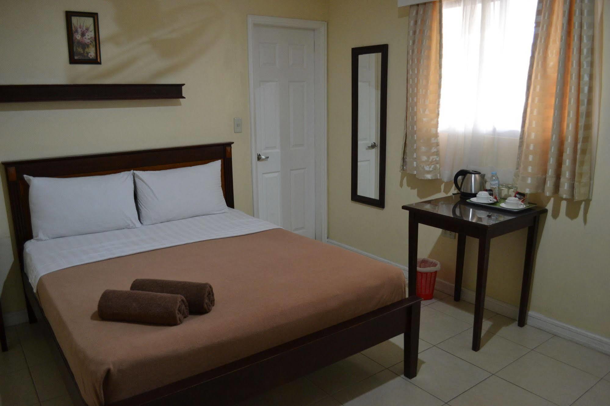 Regents Park 3* Panglao