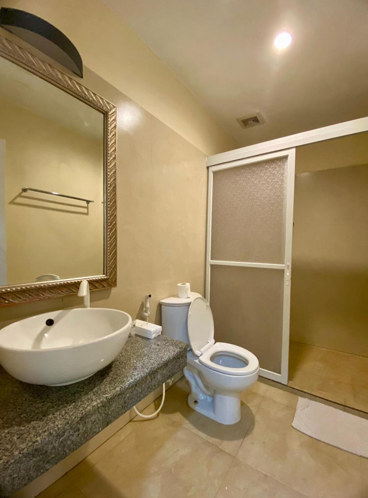 Regents Park Resort Panglao