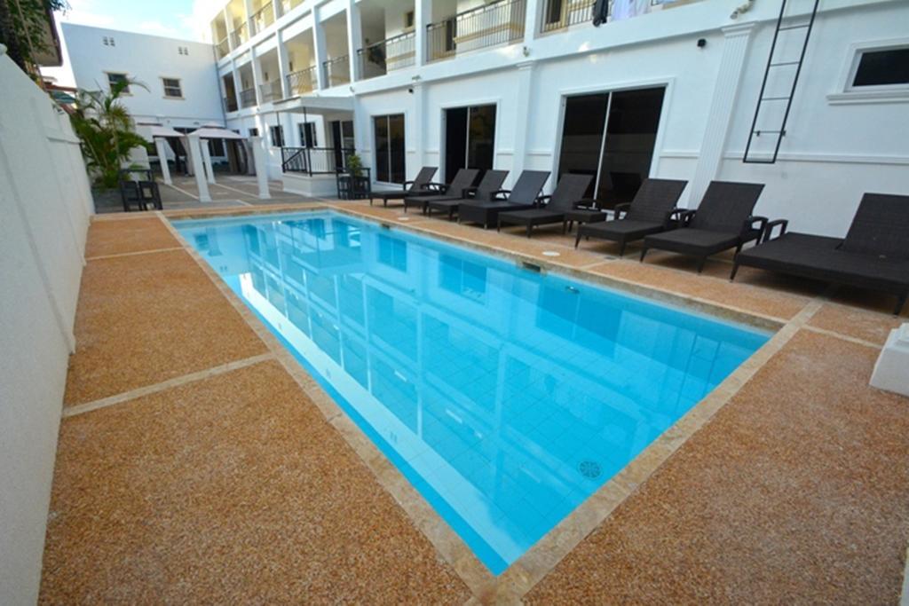 Resort Regents Park 3*