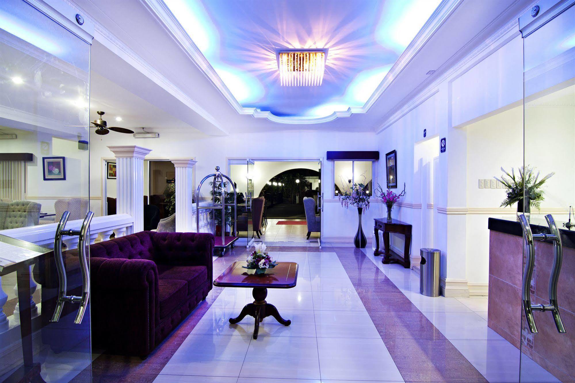 Regents Park Resort 3*